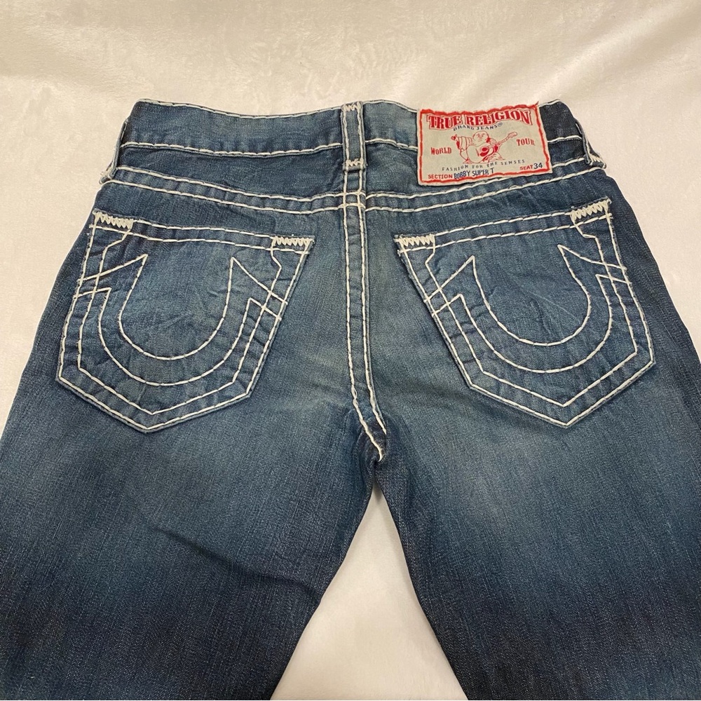 True Religion Blue Denim Men's Pants Size Size 31. Inseam also 31.